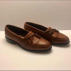 🔥Host Pick🔥 Allen Edmonds Tan Loafers